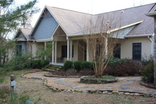 398 Oesterman Dr, Monterey, TN 38574-7343