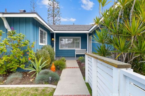 2014 Roxanne Ave, Long Beach, CA 90815-3501