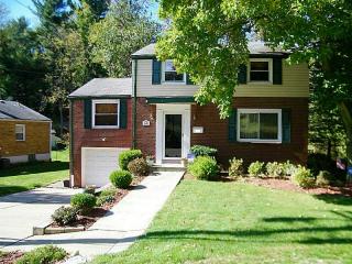 348 Long Rd, Pittsburgh, PA 15235-3147