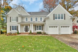 34 Maple Ave, Rye, NY 10580-1508
