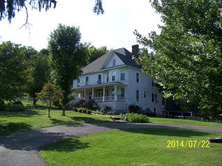 193 Church St, Elk Garden, VA 24266-4405