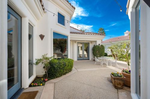 79475 Mandarina, La Quinta CA  92253-8539 exterior