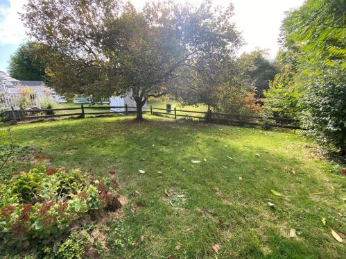 5 Davidson Ave, Greenville, PA 16125-1817