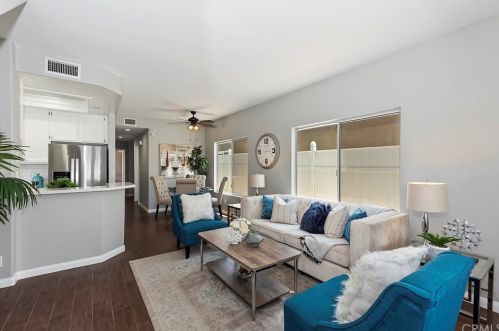 126 33 St, Newport Beach CA  92663-3028 exterior