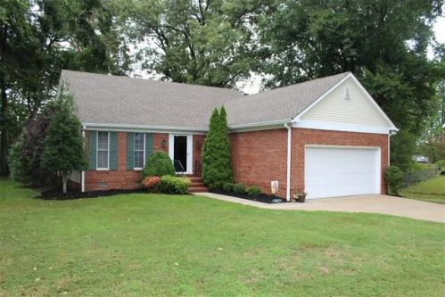 1005 Perrin Dr, Murray, KY 42071-2848