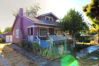 3325 42 St, Sacramento CA  95820-2819 exterior