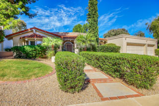 8261 Del Cadena Dr, Scottsdale, AZ 85258-2326