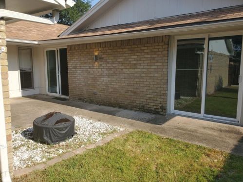 1319 Starshadow Dr, Richardson TX  75081-2549 exterior