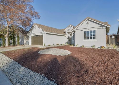 168 Driftwood Ct, Los Banos CA  93635-6302 exterior