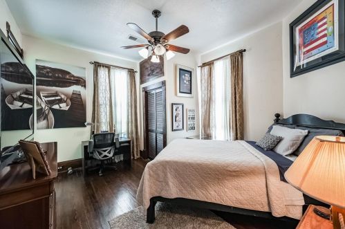 313 14, Galveston TX 77550-8226 exterior