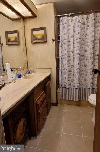 151 Country Ln, Buena NJ  08310-1300 exterior