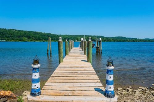 120 Little Meadow Rd, Haddam, CT 06438-1361