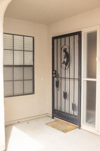 9860 Longford Dr, Tucson, AZ 85742-9600
