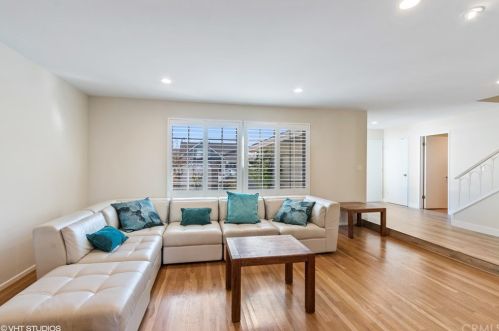 8231 Santa Margarita Ln, Buena Park, CA 90623-2218