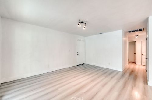 4747 Kaviland Ave, Fresno CA  93725-1716 exterior