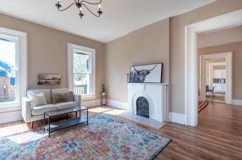 147 High St, London OH  43140-1315 exterior