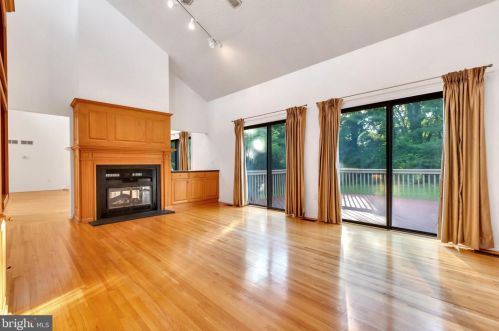 12 Oak Pl, Princeton NJ  08540-4745 exterior