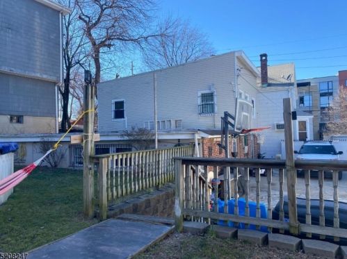 1629-31 Union Tpke, North Bergen NJ  07047 exterior