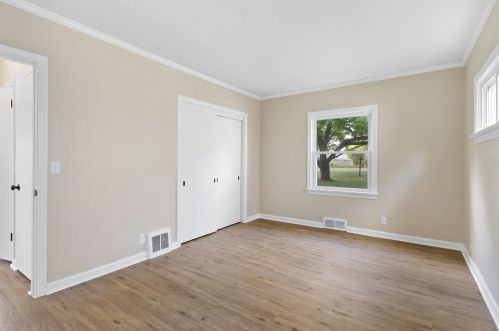 203 Clen Moore Blvd, New Castle PA  16105-2609 exterior