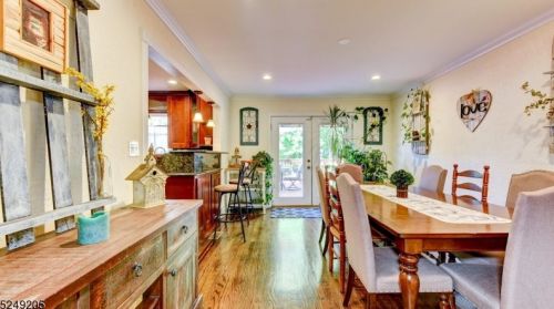 12 Hickory St, Cranford NJ  07016-3045 exterior