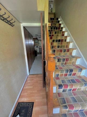 3322 Mickle Ave, Bronx, NY 10469-2718