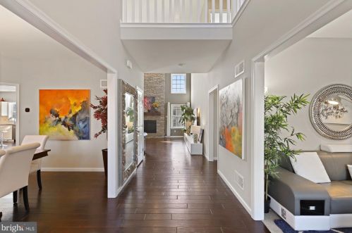 25 Oyster Bay Dr, Navy Sup Dpt, PA 17050-7008