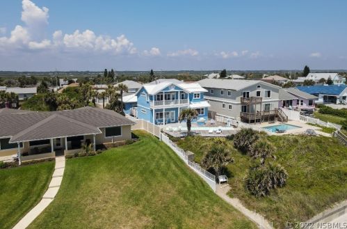 4241 Atlantic Ave, Daytona Beach FL 32127-7004 exterior