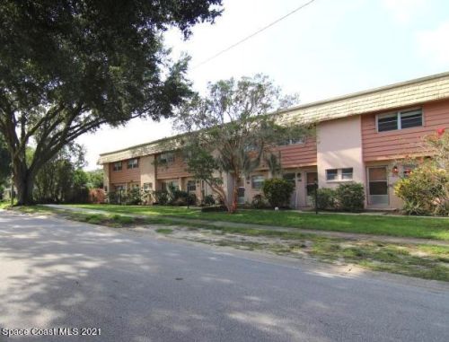 2499 Country Club Dr, Titusville, FL 32780-5232