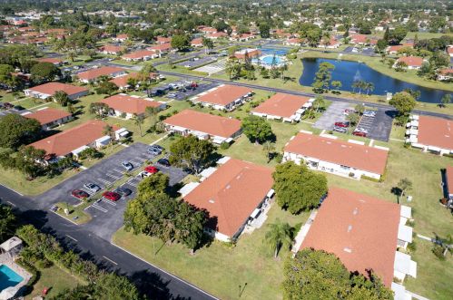 4735 2nd St, Delray Beach FL  33445-2724 exterior
