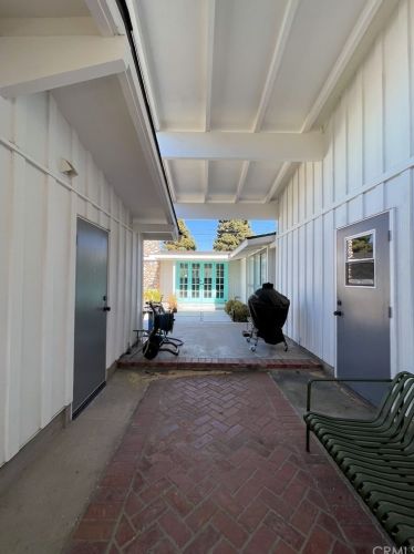 3030 Karen Ave, Long Beach, CA 90808-4301