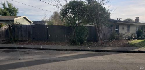 1202 Matanzas Way, Santa Rosa CA  95405-6921 exterior