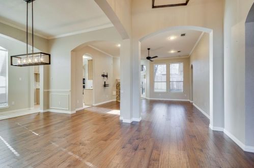 713 Sierra Ln, Lewisville TX  75028-7186 exterior