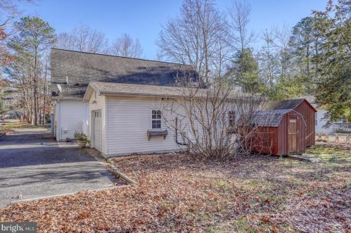 38 Cedarwood Dr, Lewes, DE 19958-9106