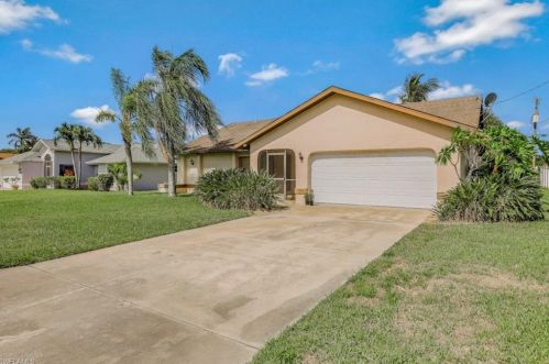 3728 6th Ave, Cape Coral FL  33904-5203 exterior