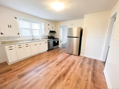 415 High St, Milford CT  06461-2533 exterior
