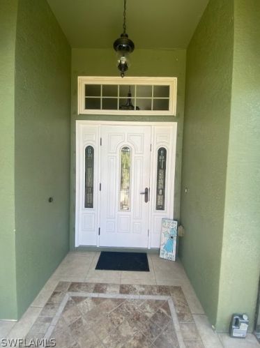 4135 31st Ave, Naples, FL 34120-4528