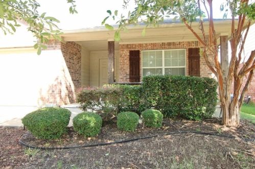 12536 Panorama Dr, Burleson TX  76028-7072 exterior