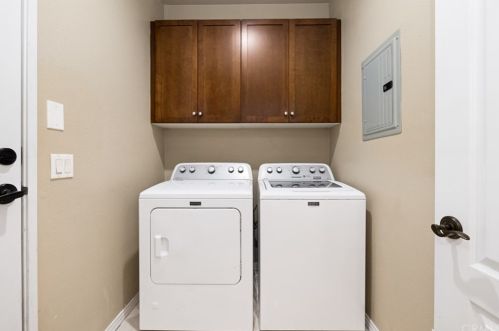 105 Mission, Irvine CA  92620-3420 exterior