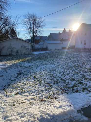 1211 Hamilton St, Manitowoc, WI 54220-5117