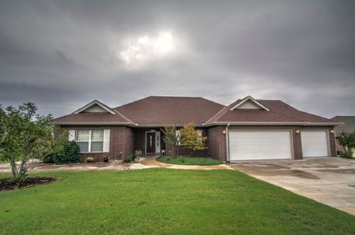 4905 Fairview Rd, Bartlesville, OK 74006-6827
