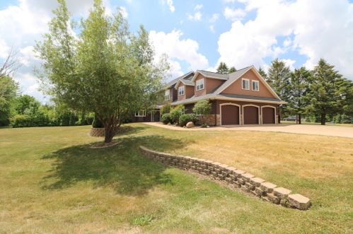 1423 Jamison Ave, Otsego, MN 55376-7601