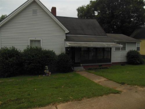 1108 Front St, Iva SC  29655-8710 exterior