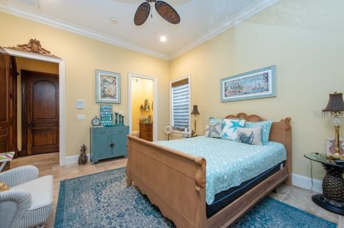 2014 Pioneer Dr, Lakeland FL  33809-4995 exterior