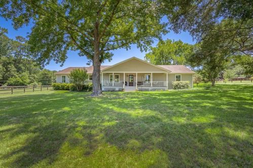 32835 Wright Rd, Magnolia, TX 77355-8489