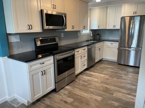 338 Center St, Bridgeville PA  15017-2434 exterior