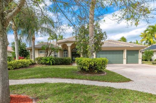 2277 Dove Canyon Way, Palm City, FL 34990-8801