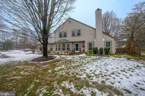 46 Manchester Ct, Berwyn, PA 19312-1863