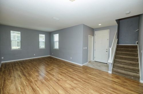 17122 Pacific Oak Ln, Lathrop CA  95330-8526 exterior