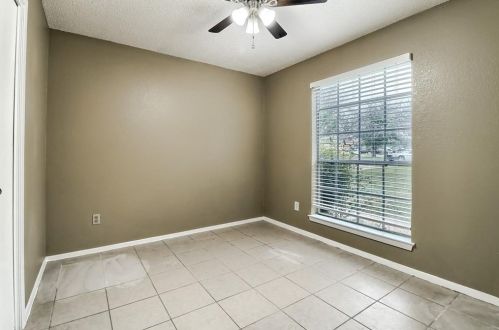 12302 Dellrey Dr, Austin TX 78758-2503 exterior