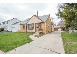 1117 Holgate Ave, Maumee, OH 43537-2906